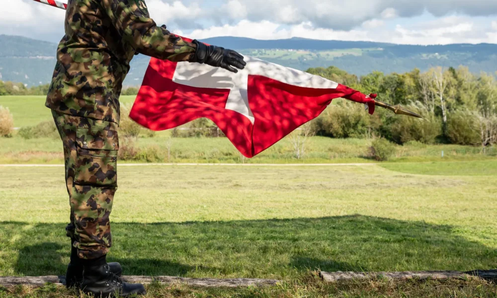 Pour La Majorité Des Suisses, La Sécurité Passe Avant La Liberté ...